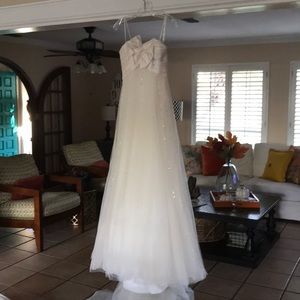 Blue by Enzoani Wedding dress
